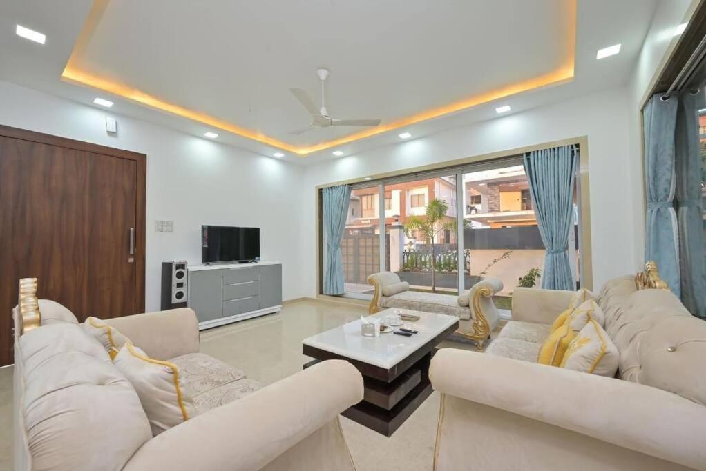 Royal Paradise Villa Lonavala Bagian luar foto