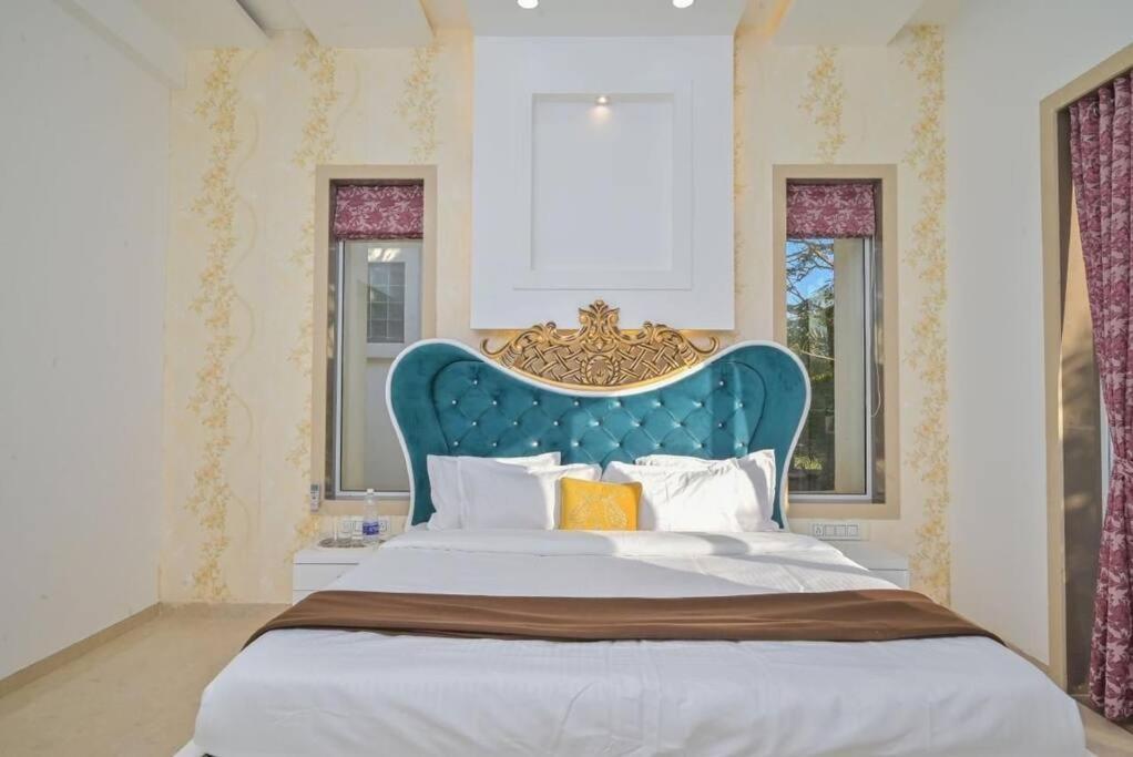 Royal Paradise Villa Lonavala Bagian luar foto