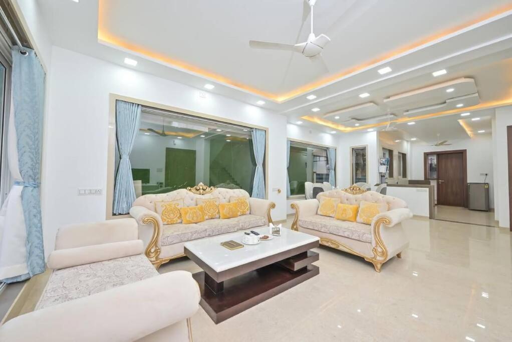 Royal Paradise Villa Lonavala Bagian luar foto