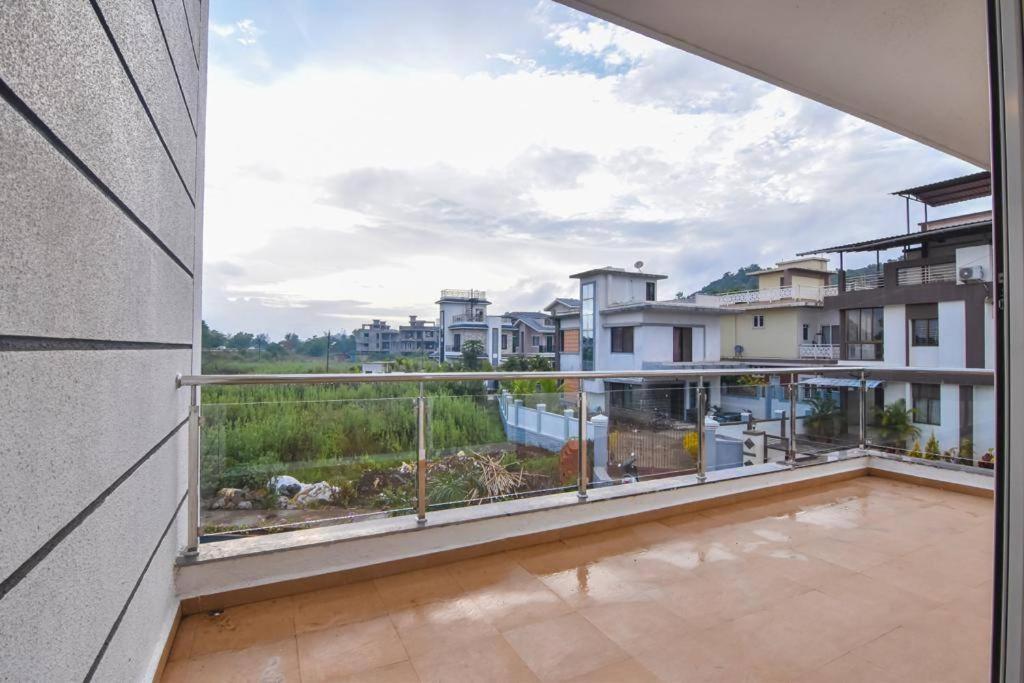 Royal Paradise Villa Lonavala Bagian luar foto