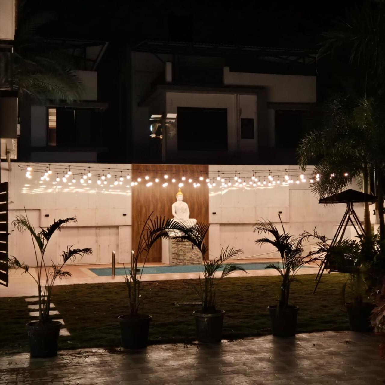 Royal Paradise Villa Lonavala Bagian luar foto