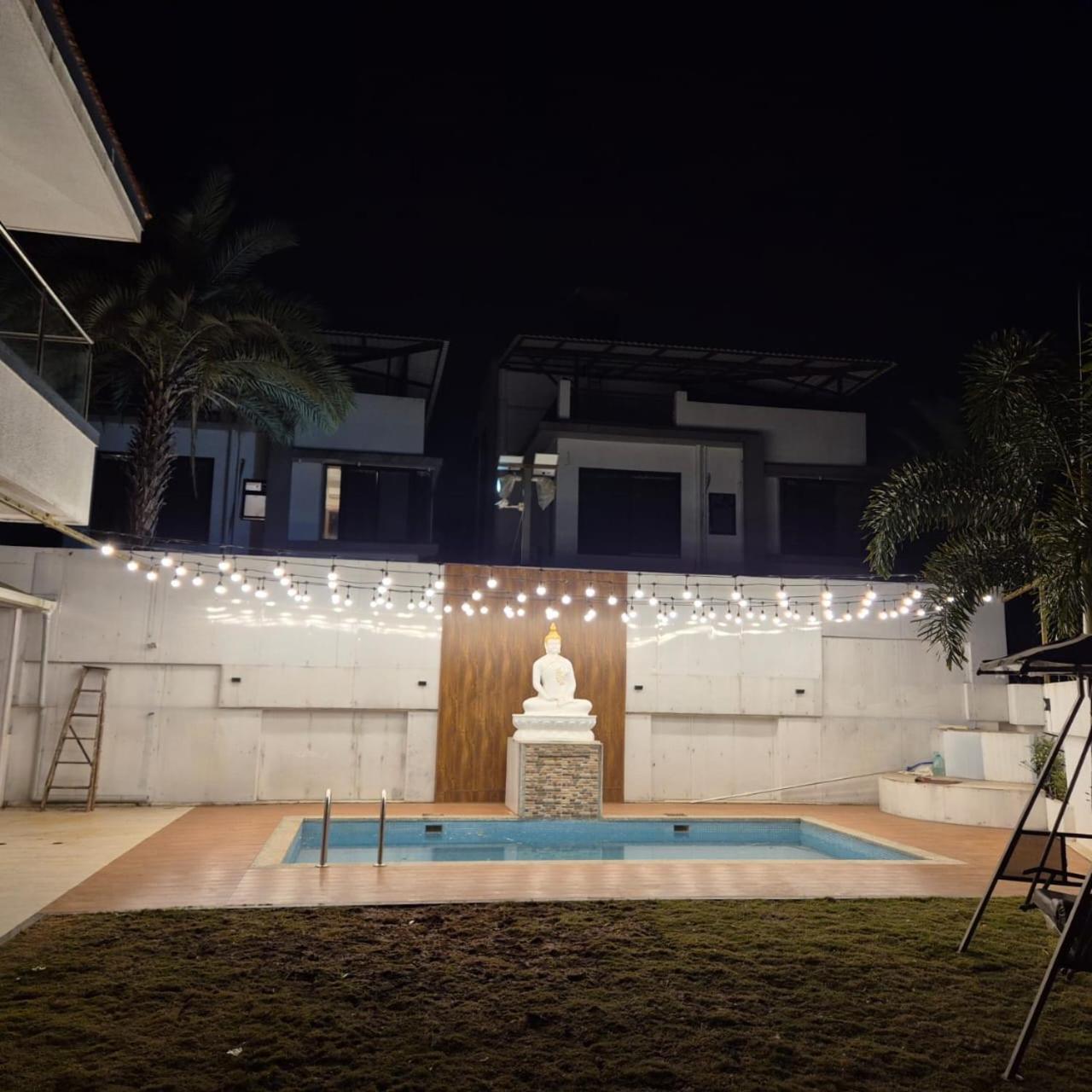 Royal Paradise Villa Lonavala Bagian luar foto